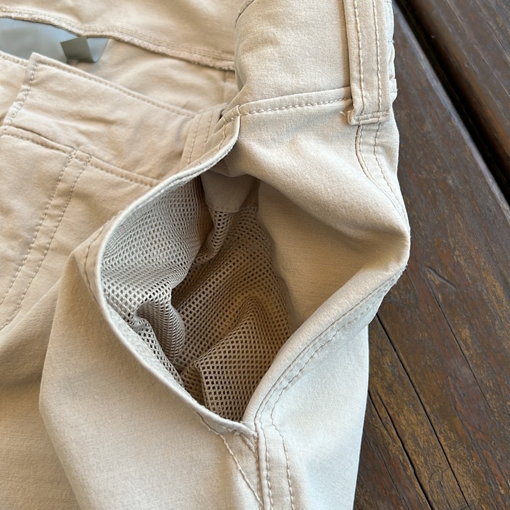 Athleta Women’s Shorts - Picture 5 of 16